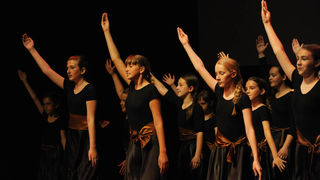 Zadar, 12.5.2012. snimio: Nenad Marčev
1. Zadarski plesni festival
(In memoriam Nives Šimatović-Predovan)
Dvorana Kazališta lutaka Zadar Zadar, 12.5.2012. snimio: Nenad Marčev
1. Zadarski plesni festival
(In memoriam Nives Šimatović-Predovan)
Dvorana Kazališta lutaka Zadar