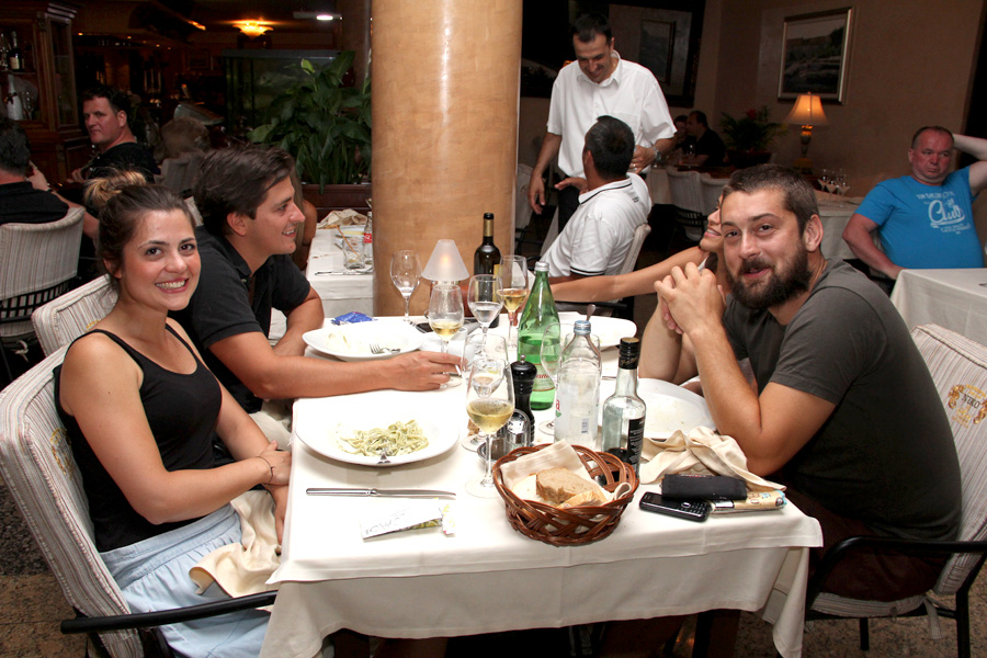 Restoran Niko: Fešta uz klape Bonaca, Niko i prijatelje Restoran Niko: Fešta uz klape Bonaca, Niko i prijatelje