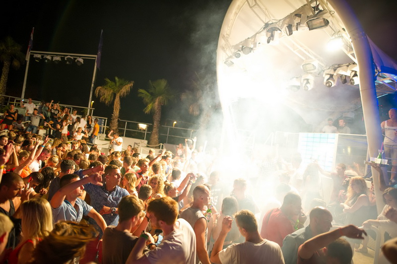 Aquarius: After beach party i Fresh island opening Aquarius: After beach party i Fresh island opening