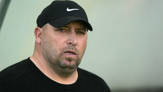 Pula,020411.
Prva HNL na stadionu Aldo Dorsina u Puli izmedju NK Istra 1961 i NK Zadar.
 Prva utakmica Igora Pamica otkako je ponovo trener Istre. Na fotografiji: Igor Pamic, trener Istre.
Foto: Srecko Niketic / CROPIX