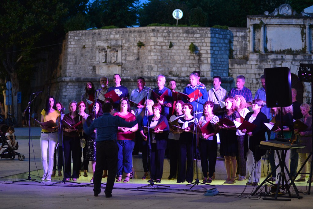Zbor Petar Zoranić nastupio na Zadar classic open air-u