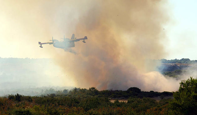 požar – kanader (foto: Marin Gospić)