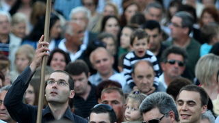 Zadar, 110512.
Blagdan gospe Loretske slavi se u zadarskom naselju Arbanasi. Nakon svecanog misnog slavlja u vecernjim satima krece procesija po naselju koju predvodi zadarski nadbiskup Zelimir Puljic.
Foto: Andrija Lucic / CROPIX Zadar, 110512.
Blagdan gospe Loretske slavi se u zadarskom naselju Arbanasi. Nakon svecanog misnog slavlja u vecernjim satima krece procesija po naselju koju predvodi zadarski nadbiskup Zelimir Puljic.
Foto: Andrija Lucic / CROPIX