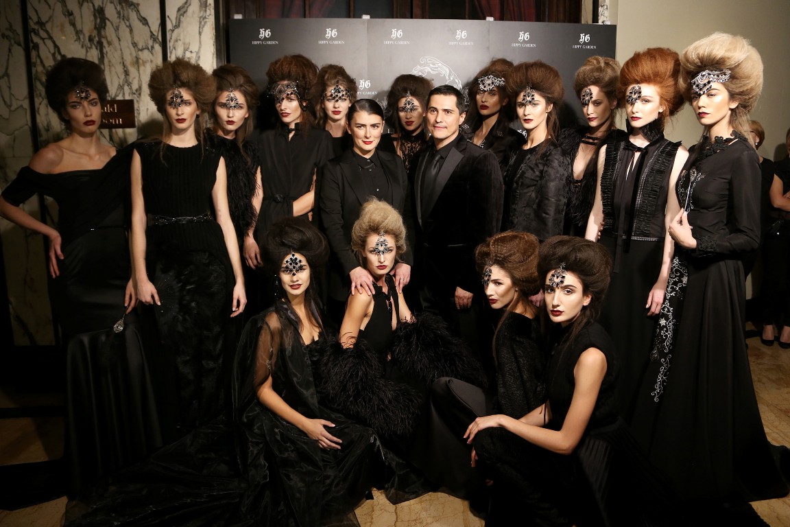 Modni spektakl Hippy Gardena