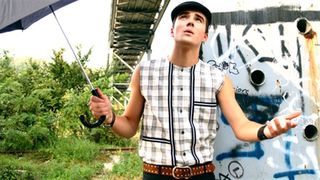 Sel’OMODe 2007; kolekcija Metro Fulir; dizajner: Stjepan Čuka; foto: Goran Čižmešija Sel’OMODe 2007; kolekcija Metro Fulir; dizajner: Stjepan Čuka; foto: Goran Čižmešija