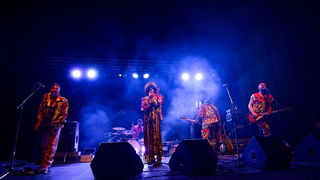 U povodu 4. rođendana Boutique hostela Forum, “najpristojniji mogući” riječki Let 3 održao je fenomenalan koncert na antičkom Forumu