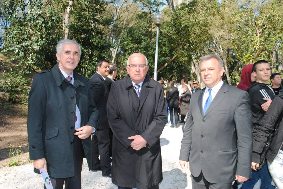 Perivoj Vladimira Nazora uređen u sklopu projekta “Zeleni otoci” Perivoj Vladimira Nazora uređen u sklopu projekta “Zeleni otoci”