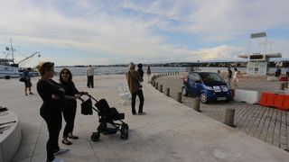 Pokraj Pozdrava Suncu u sklopu Nikola Tesla EV Rally-a predstavljeni su automobili na elektricni pogon. Photo: Filip Brala/PIXSELL Pokraj Pozdrava Suncu u sklopu Nikola Tesla EV Rally-a predstavljeni su automobili na elektricni pogon. Photo: Filip Brala/PIXSELL