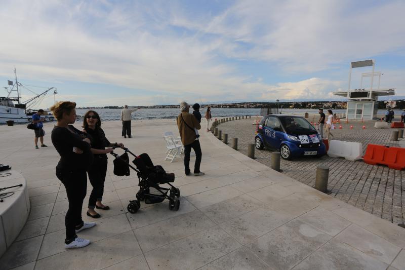 Pokraj Pozdrava Suncu u sklopu Nikola Tesla EV Rally-a predstavljeni su automobili na elektricni pogon. Photo: Filip Brala/PIXSELL Pokraj Pozdrava Suncu u sklopu Nikola Tesla EV Rally-a predstavljeni su automobili na elektricni pogon. Photo: Filip Brala/PIXSELL