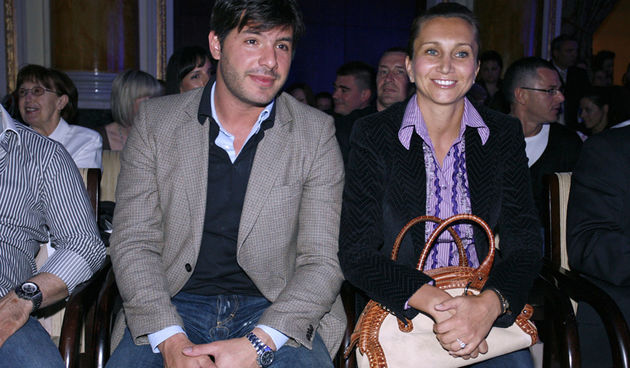 Zagreb, 290409.
U hotelu Regent Esplanade odrzana je modna revija modne marke Women Secret. Predstavljena je kolekcija kupacih kostima, donjeg rublja i pidjama za nadolazece ljeto.
Na slici: Stipe Maric i Iva Majoli.
Foto: Neja Markicevic / CROPIX