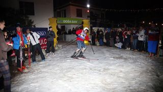 Svjetska atrakcija u Velom Ižu: Održana “Iška kraljica”- prva povijesna skijaška utrka na hrvatskim školjima Svjetska atrakcija u Velom Ižu: Održana “Iška kraljica”- prva povijesna skijaška utrka na hrvatskim školjima
