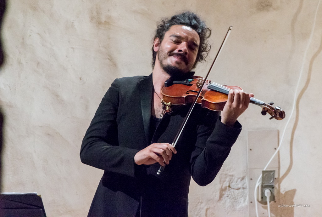 Synergia6 priredila spektakularan koncert  za kraj 57. Glazbenih večeri u Sv. Donatu