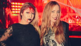 Antea Kodžoman, Snježana Mehun i Jole tulumarili u klubu H2O Antea Kodžoman, Snježana Mehun i Jole tulumarili u klubu H2O