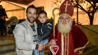 Advent u Zadru: Sveti Nikola razveselio najmlađe Zadrane Advent u Zadru: Sveti Nikola razveselio najmlađe Zadrane