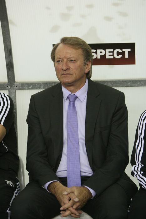 Split, 300910.
Stadion Poljud.
Nogometna utakmica drugog kola Europske lige,
Hajduk – Anderlecht.
Na fotografiji: Ariel Jakobs.
Foto: Vladimir Dugandzic / CROPIX Split, 300910.
Stadion Poljud.
Nogometna utakmica drugog kola Europske lige,
Hajduk – Anderlecht.
Na fotografiji: Ariel Jakobs.
Foto: Vladimir Dugandzic / CROPIX
