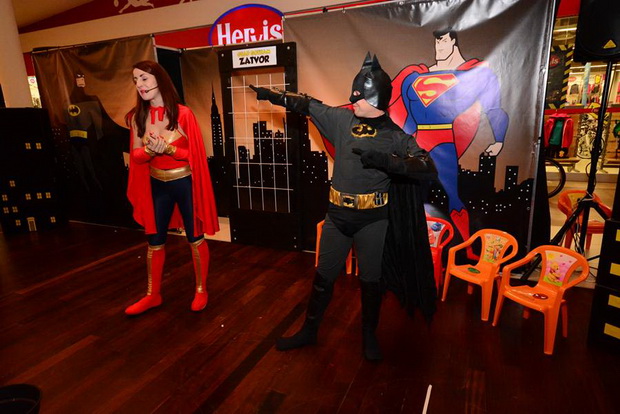 Superheroji u trgovinskom centru Supernova 25. listopada 2014. Foto: Iva Perinčić Superheroji u trgovinskom centru Supernova 25. listopada 2014. Foto: Iva Perinčić