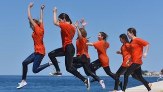 Ludijada zadarskih maturanata uz pjesmu i kupanje na Morskim orguljama. Foto: Dino Stanin/PIXSELL Ludijada zadarskih maturanata uz pjesmu i kupanje na Morskim orguljama. Foto: Dino Stanin/PIXSELL