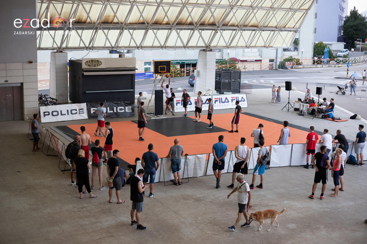 3×3 Basket Tour @ City Galleria