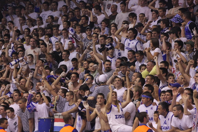 Jazine i Tornado: Prvaci za sva vremena!