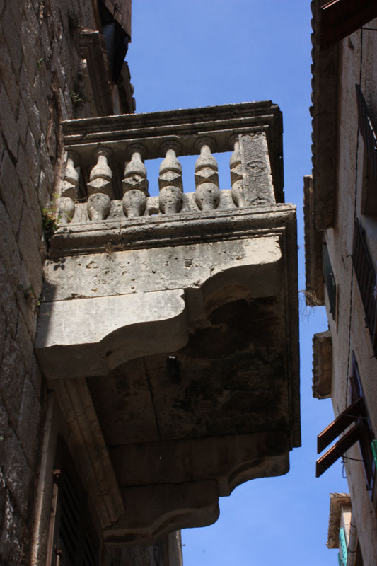 Image 1117669 (auto)