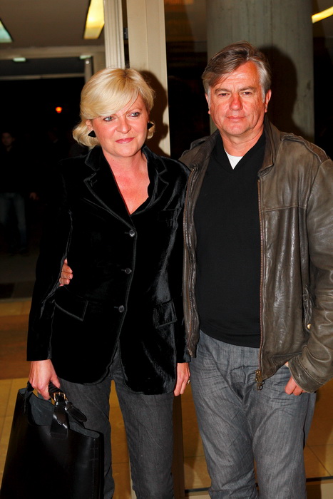 Zagreb 131011.
KD Vatroslav Lisinski.
Koncert Hrvatske dive, na kojem su nastupale Tereza Kesovija, Radojka Sverko i Gabi Novak.
Na slici: Dubravko Merlic i Zeljka Ogresta.
Foto: Goran Mehkek / Cropix