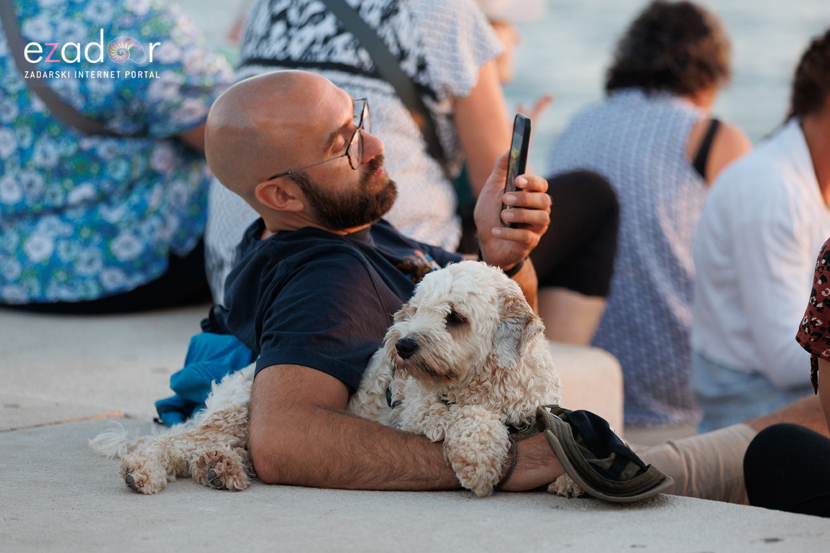Večernji đir po gradu 3. listopada 2023. Večernji đir po gradu 3. listopada 2023.
