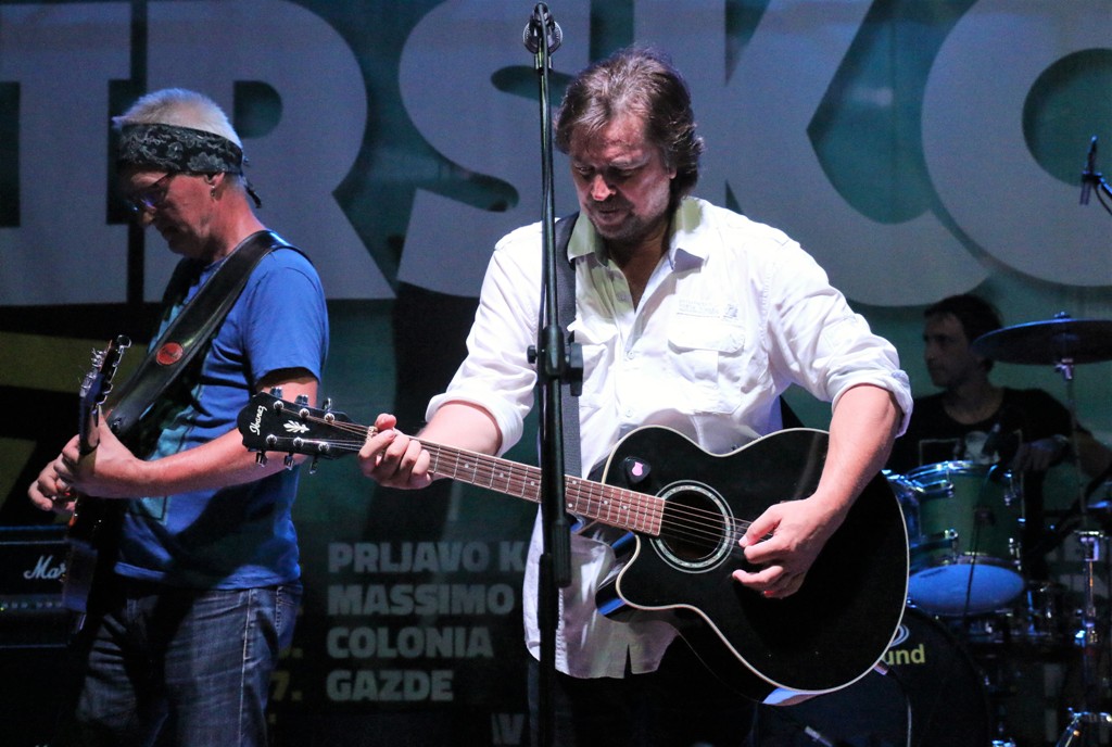 S Alenom Islamovićem po pljusku pjevalo šest tisuća Virana