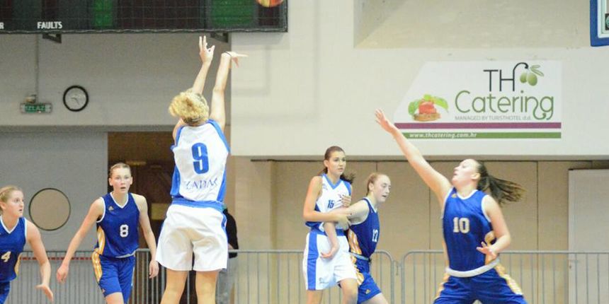 ŽKK Zadar – Mlada reprezentacija Švedske