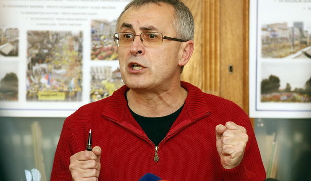 Zagreb, 291112.
Mazuranicev trg 11, zgrada Hrvatskog sumarskog drustva.
Povodom danasnjeg strajka prosvjetara, odrzana je press konferencija Matice hrvatskog sindikata u zgradi Hrvatskog sumarskog drustva.
Na fotografiji: Zeljko Stipic, predsjednik sindik