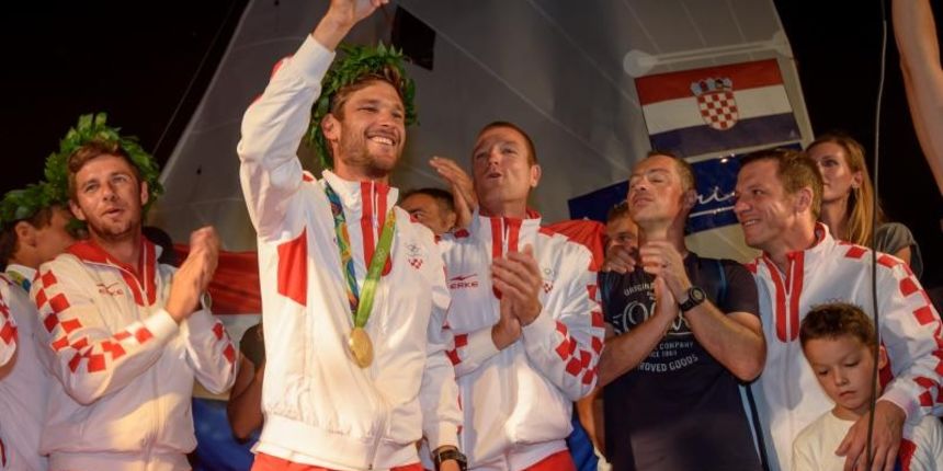 Veličanstveni doček zadarskih zlatnih olimpijaca Šime Fantele i Igora Marenića na zadarskoj rivi uz Morske orgulje i Pozdrav suncu. Photo: Dino Stanin/PIXSELL Veličanstveni doček zadarskih zlatnih olimpijaca Šime Fantele i Igora Marenića na zadarskoj rivi uz Morske orgulje i Pozdrav suncu. Photo: Dino Stanin/PIXSELL