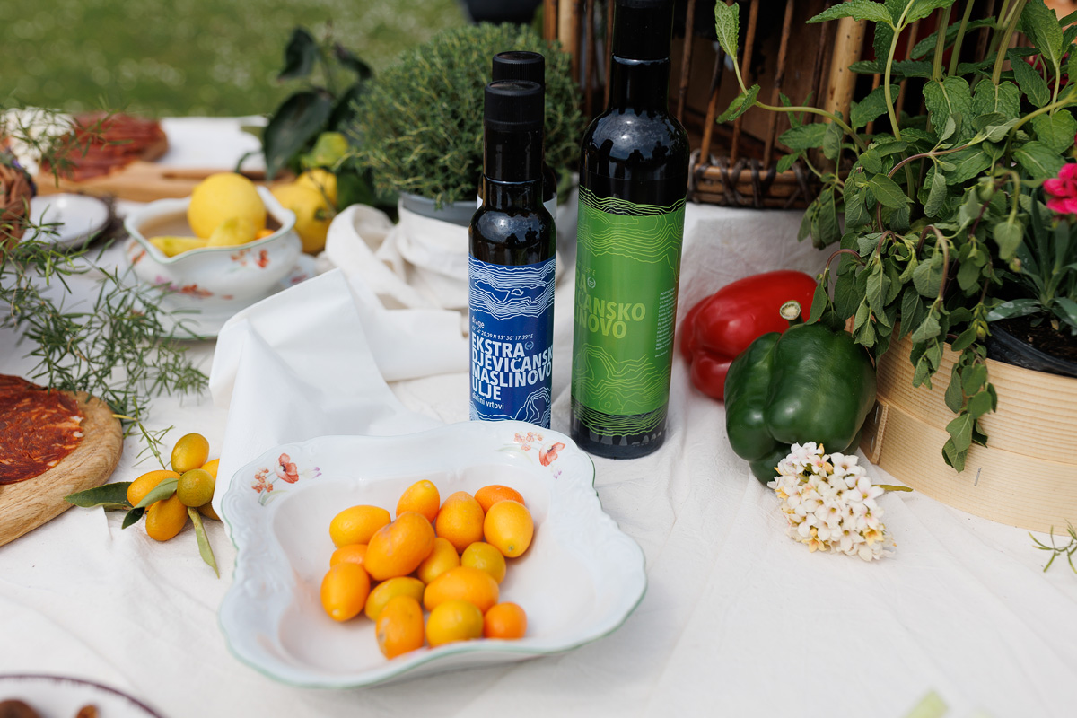 Materine užance @ kamp Crkvine, Vransko jezero Materine užance @ kamp Crkvine, Vransko jezero