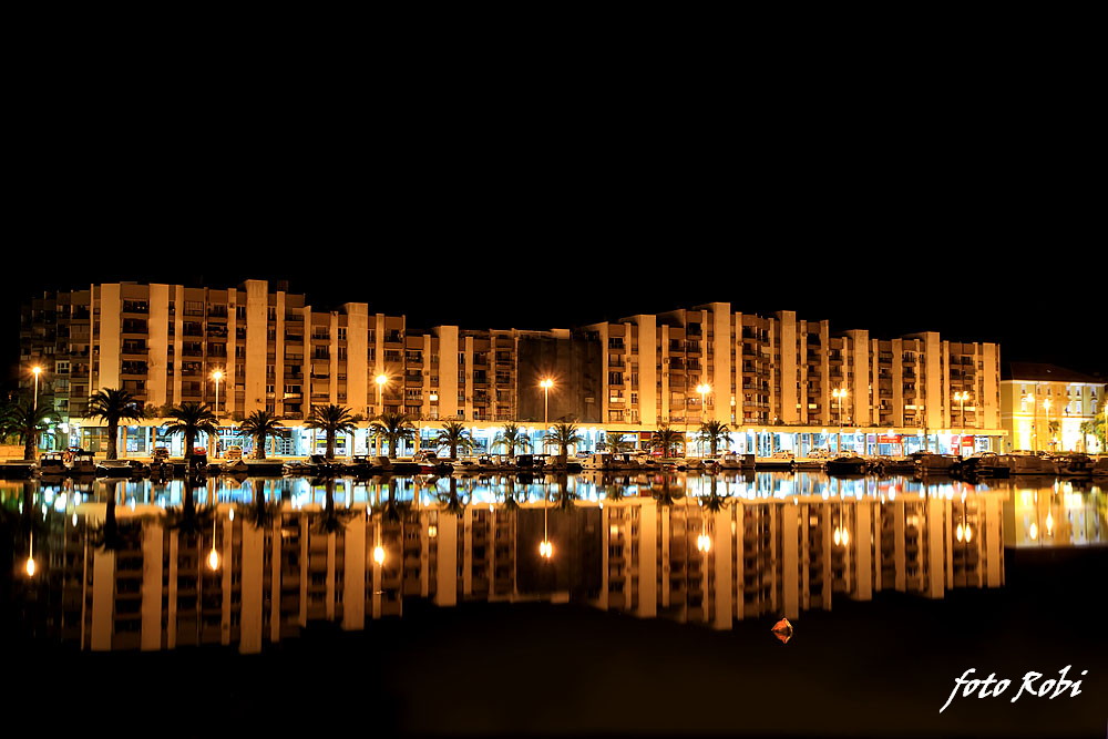 Noćni đir po gradu 24. listopada 2013. Foto: Roberto Lerga Noćni đir po gradu 24. listopada 2013. Foto: Roberto Lerga