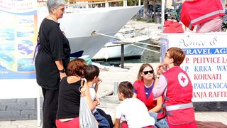 Nacionalna društva Crvenog križa diljem svijeta, potaknuta inicijativom Međunarodne federacije društava Crvenog križa i Crvenog polumjeseca (IFRC), obilježila su i ove godine Svjetski dan prve pomoći. Ovo je bila još jedna prilika da se ukaže na važnost p Nacionalna društva Crvenog križa diljem svijeta, potaknuta inicijativom Međunarodne federacije društava Crvenog križa i Crvenog polumjeseca (IFRC), obilježila su i ove godine Svjetski dan prve pomoći. Ovo je bila još jedna prilika da se ukaže na važnost p