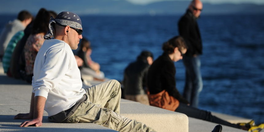 Zadar, 140413.
Zadrani i sve veci broj turista uzivaju u suncanom nedjeljnom poslijepodnevu setajuci se starim dijelom grada.
Na fotografiji: detalj s poluotoka.
Foto: Luka Gerlanc / CROPIX Zadar, 140413.
Zadrani i sve veci broj turista uzivaju u suncanom nedjeljnom poslijepodnevu setajuci se starim dijelom grada.
Na fotografiji: detalj s poluotoka.
Foto: Luka Gerlanc / CROPIX