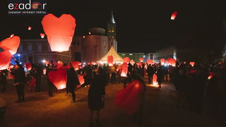 Humanitarni svjetlosni spektakl “Zaželi ljubav 2018.” @ Forum