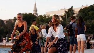 Bablje ljeto u Zadru: Riva je puna turista