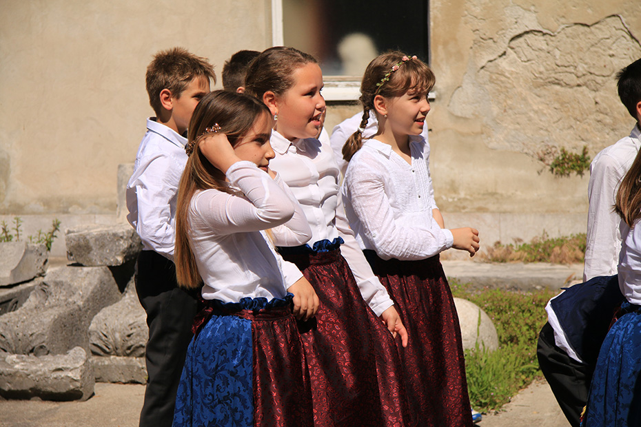 OŠ Zadarski otoci: “Igrajmo se igrajmo-igre dida moga”