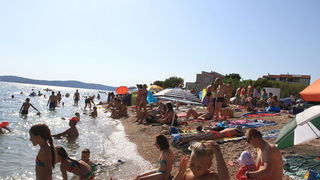 Na plaži Punta u Bibinjama održan 6. Memorijalni turnir u odbojci na pijesku za Tomislav Sikirića – Siku. Foto: Leo Banić Na plaži Punta u Bibinjama održan 6. Memorijalni turnir u odbojci na pijesku za Tomislav Sikirića – Siku. Foto: Leo Banić