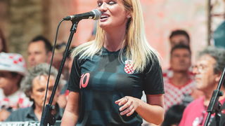 Zadar priredio čudesan doček svojim Vatrenim herojima (1)