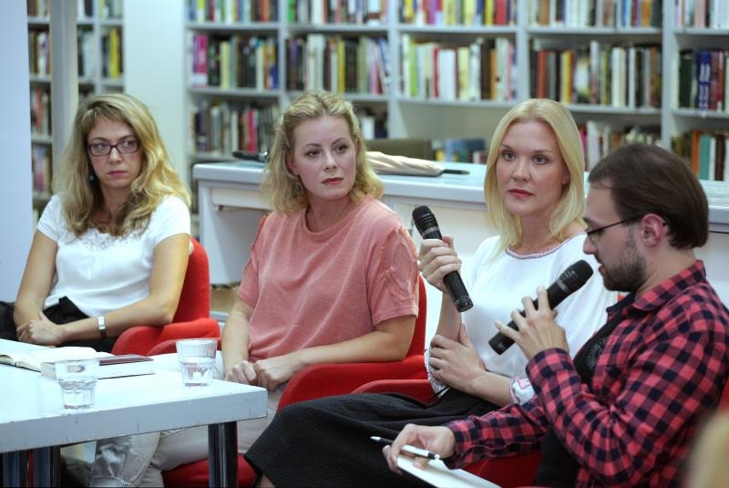 Zagreb: Ivana Bodrožić i finska autorica Johanna Holmstrom na Festivalu svjetske književnosti Zagreb: Ivana Bodrožić i finska autorica Johanna Holmstrom na Festivalu svjetske književnosti