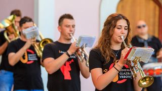 Image 5793683 (auto) Image 5793683 (auto)