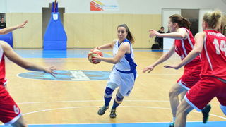 SC Višnjik, dvorana 3. Finale doigravanja za prvaka Hrvatske: ŽKK Zadar – ŽKK Medveščak 54-76 SC Višnjik, dvorana 3. Finale doigravanja za prvaka Hrvatske: ŽKK Zadar – ŽKK Medveščak 54-76