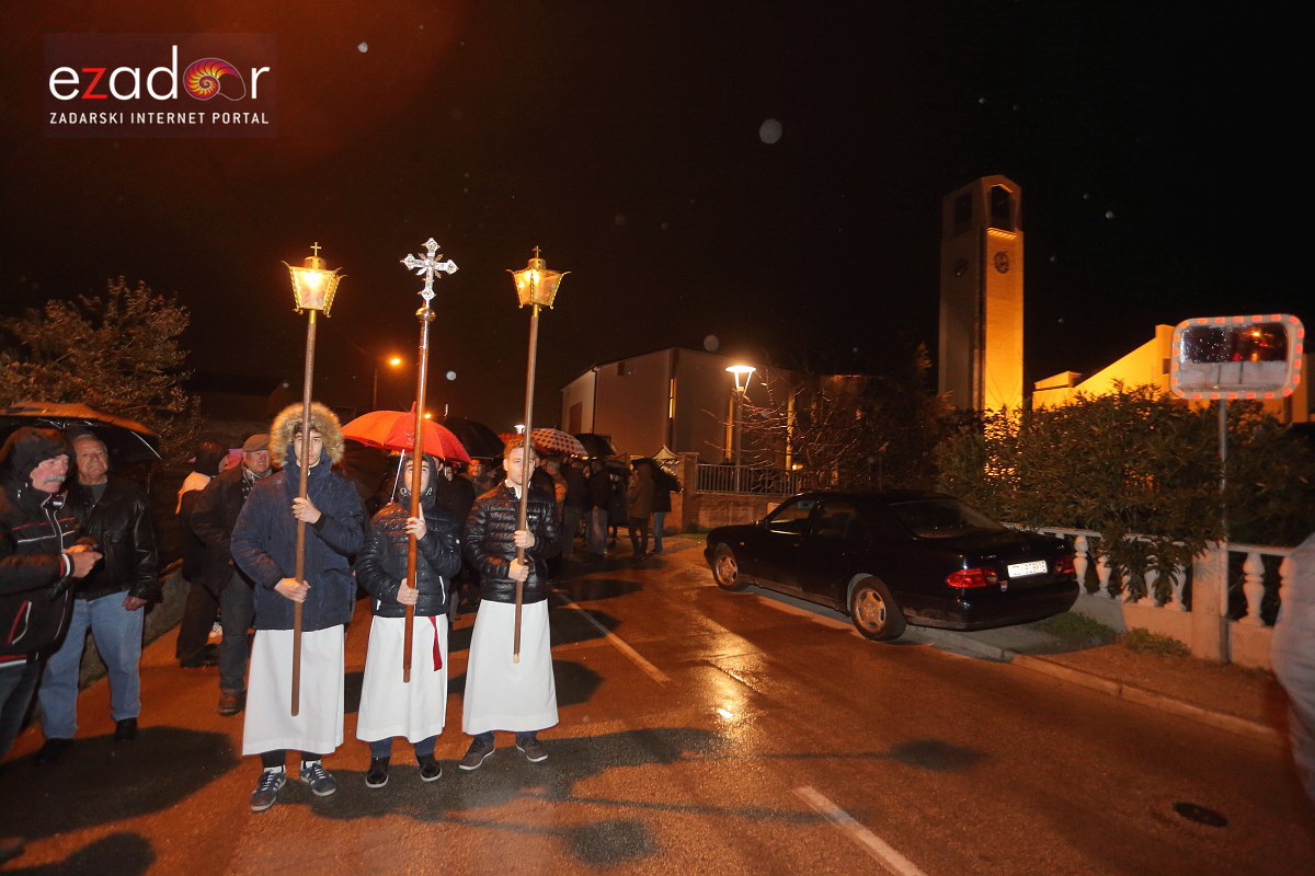 Bibinje: Tradicionalna procesija s Križem na Veliki Petak