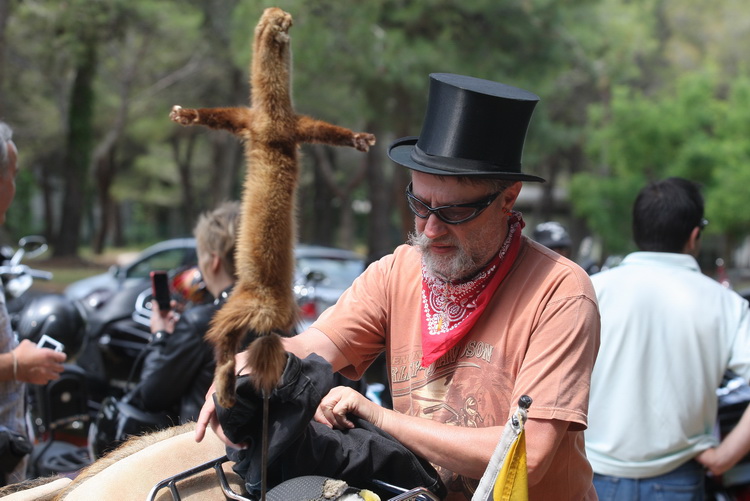 Zadar, 280511.
Odrzana je parada Harley Davidson motora izmedju Zadra i Biograda u kojoj je sudjelovalo vise tisuca motora.
Na slici: detalj s parade.
Foto: Vladimir Ivanov / CROPIX Zadar, 280511.
Odrzana je parada Harley Davidson motora izmedju Zadra i Biograda u kojoj je sudjelovalo vise tisuca motora.
Na slici: detalj s parade.
Foto: Vladimir Ivanov / CROPIX