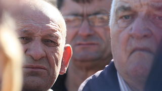 Zadar, 280213.
Poluotok, Liburnska obala. Prosvjedni skup oko 80 bivsih zaposlenika Croatia Zadar Line-a. To je do sada najmasovniji prosvjedni skup bivsih zaposlenika i ujedno najdulji stecaj u Hrvatskoj.
Foto: Jure Miskovic / CROPIX Zadar, 280213.
Poluotok, Liburnska obala. Prosvjedni skup oko 80 bivsih zaposlenika Croatia Zadar Line-a. To je do sada najmasovniji prosvjedni skup bivsih zaposlenika i ujedno najdulji stecaj u Hrvatskoj.
Foto: Jure Miskovic / CROPIX