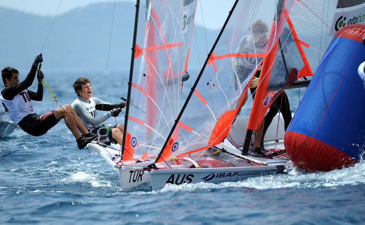 Zadar, 140711.
ISAF svjetsko juniorsko prvenstvo
Zadar 2011, 07.-15. srpanj 2011.
Osmi je dan svjetskog prvenstva u jedrenju koje se odrzava u organizaciji jedrlicarskog kluba Uskok. Danasnji dan obiljezio je jak vjetar s juga sto je napokon omogucilo j Zadar, 140711.
ISAF svjetsko juniorsko prvenstvo
Zadar 2011, 07.-15. srpanj 2011.
Osmi je dan svjetskog prvenstva u jedrenju koje se odrzava u organizaciji jedrlicarskog kluba Uskok. Danasnji dan obiljezio je jak vjetar s juga sto je napokon omogucilo j