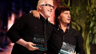 Zadar, 121110.
Dvorana Kresimira Cosica.Festival zabavne glazbe Zadar 2010. Prva vecer.
Na fotografiji : Batifiaca i Dusko Lokin.
Foto : Vladimir Ivanov / Cropix Zadar, 121110.
Dvorana Kresimira Cosica.Festival zabavne glazbe Zadar 2010. Prva vecer.
Na fotografiji : Batifiaca i Dusko Lokin.
Foto : Vladimir Ivanov / Cropix