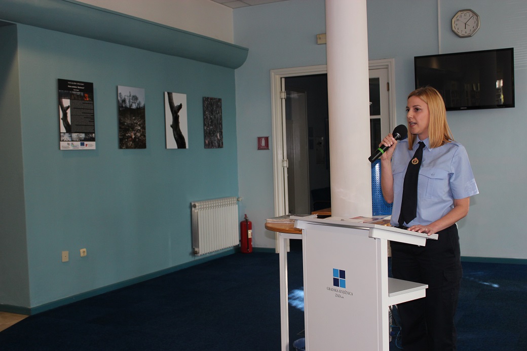 U Gradskoj knjižnici otvorena izložba “Crna šuma” Damira Hoyke