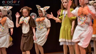 Predstava “Odgojoj” Plesne udruge Gesta u HNK Zadar