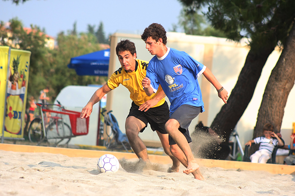 Turnir u nogometu na pijesku na Kolovarama (foto:Saša Čuka)